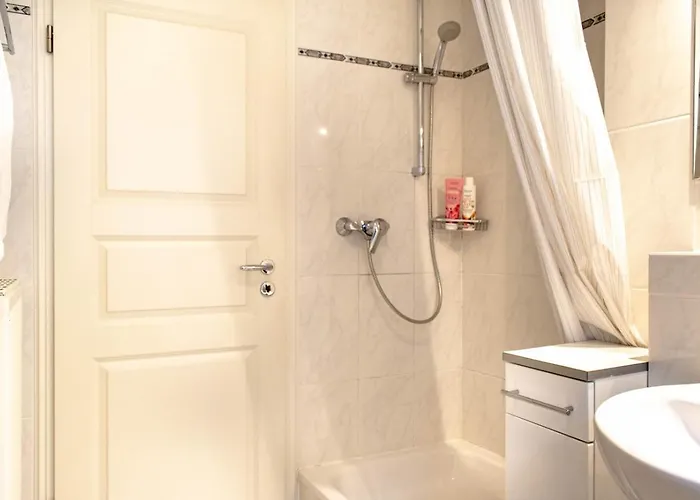 Dorfmeyer * Scharbeutz